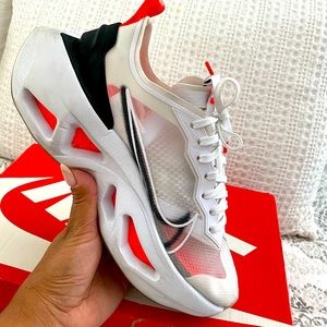 W Nuke Zoom X Vista Grind